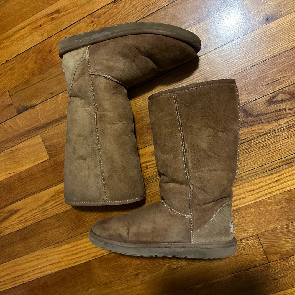 Ugg classic tall
